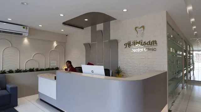 Dental clinic treatment area, Edappally