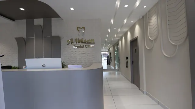 Dental clinic reception, Edappally